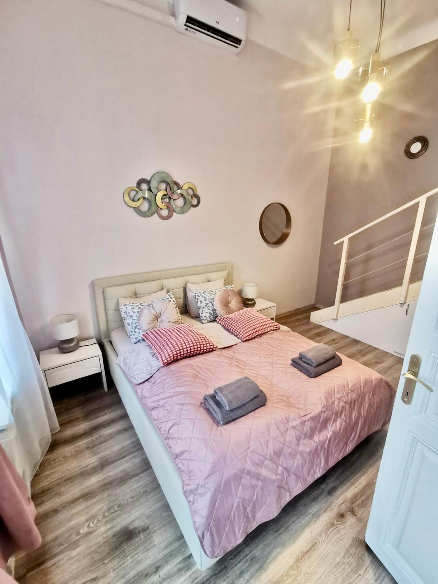 Goldcentral Apartment Comfort Budapest Exterior foto