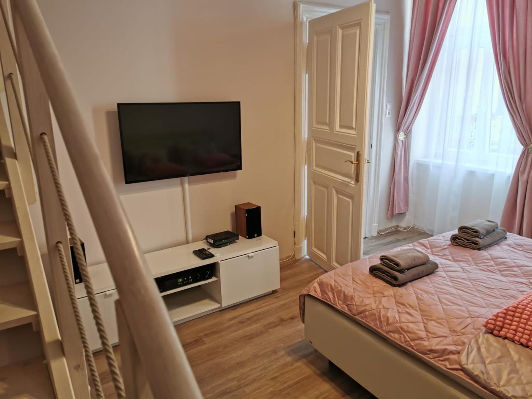 Goldcentral Apartment Comfort Budapest Exterior foto